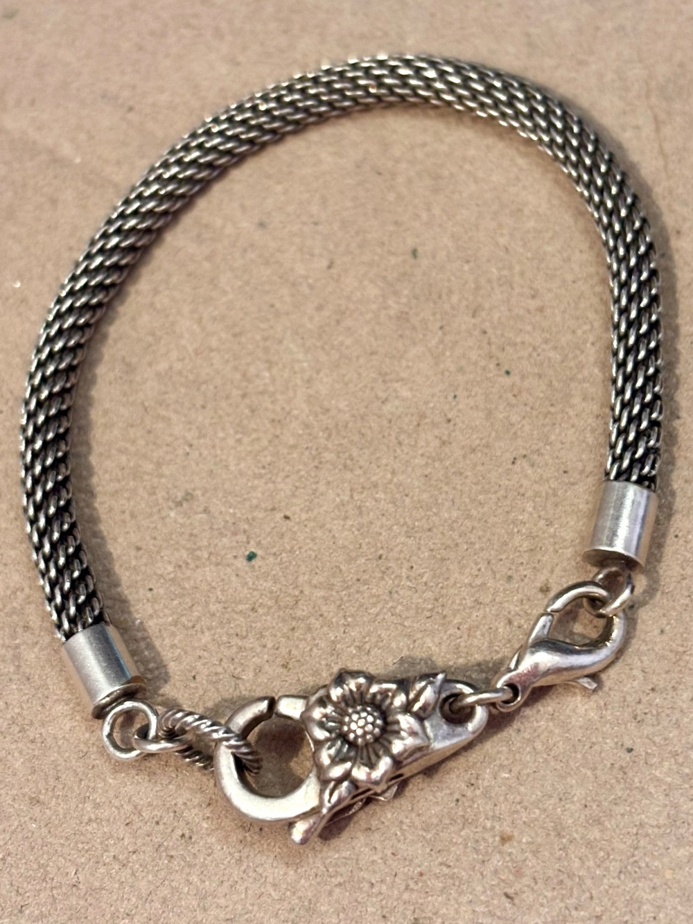 🆕Listing! Brighton Beverly Glam bracelet Holds charms, beads Fancy clasp Silver